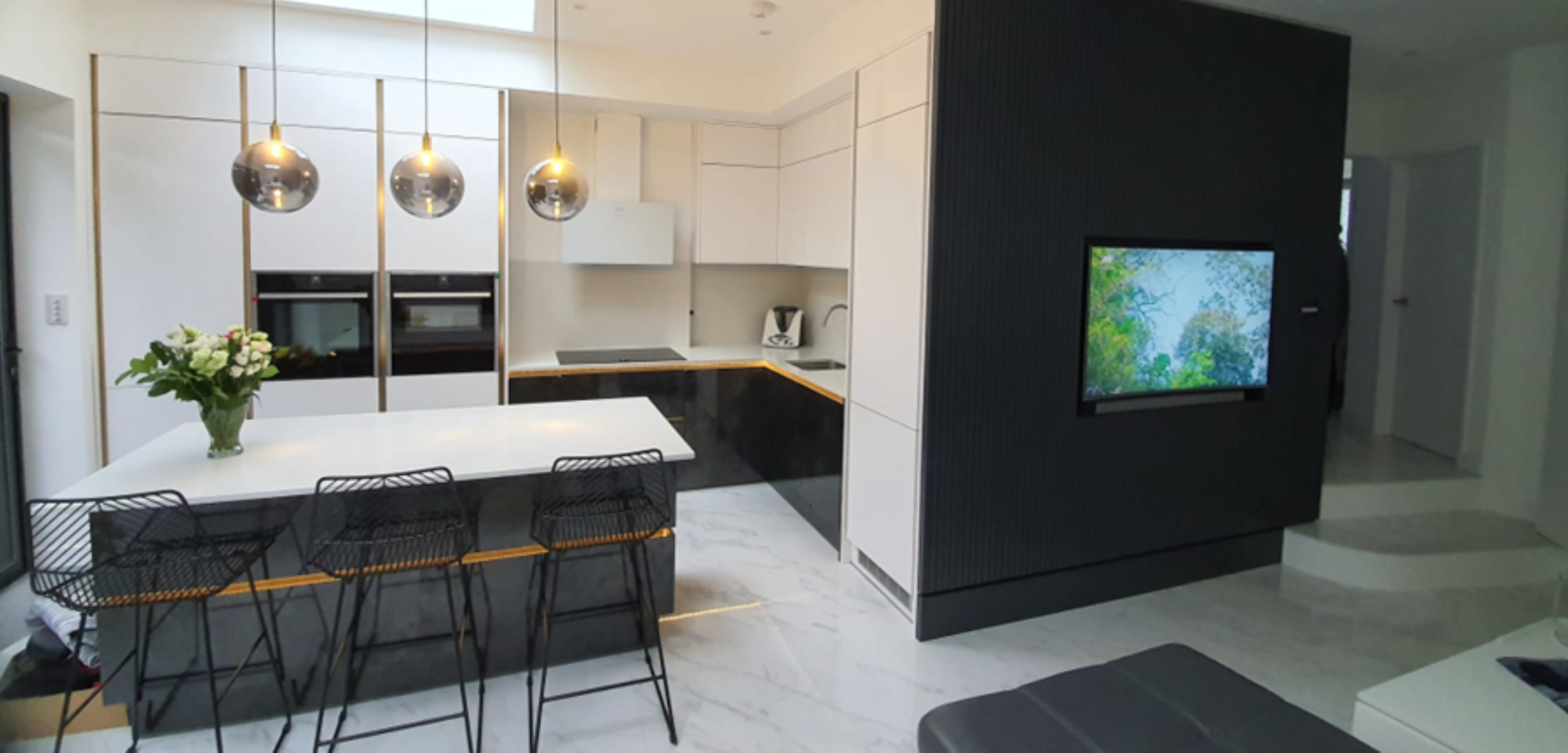 hanwell extension slider 2